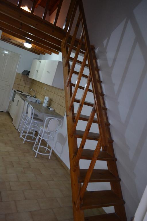 Koskinas Apartments 아카라비 객실 사진